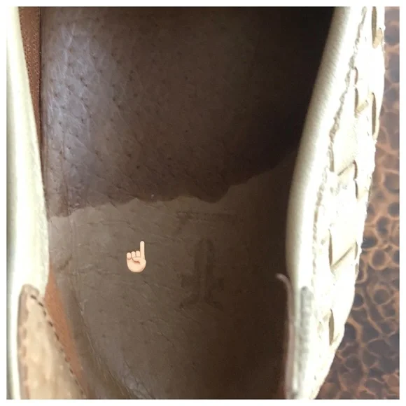 FRYE SLIP ONS SIZE 7.5 - Picture 13 of 13